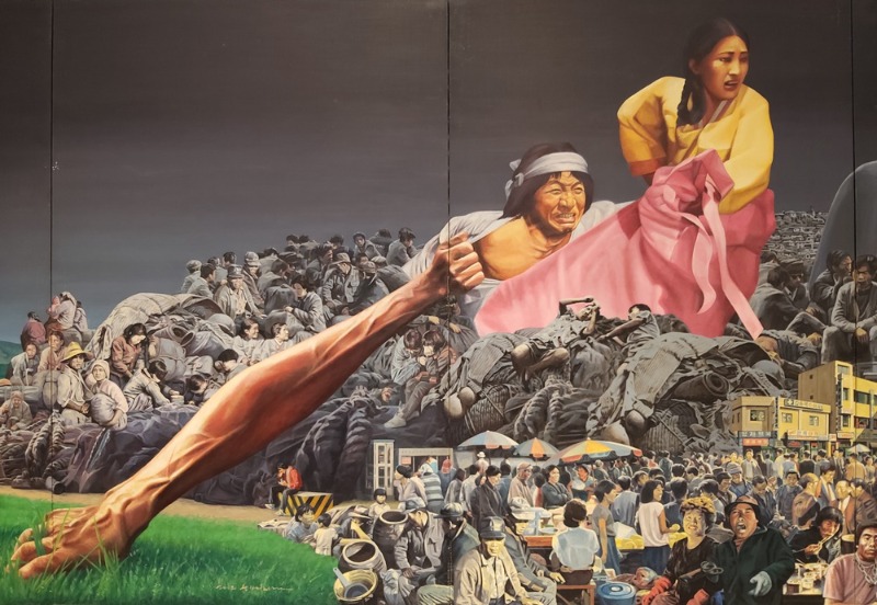 신학철,한국현대사-갑순이와갑돌이,1998~2000,캔버스에유채,200x122cm8폭,200x130.2cm8폭.jpg