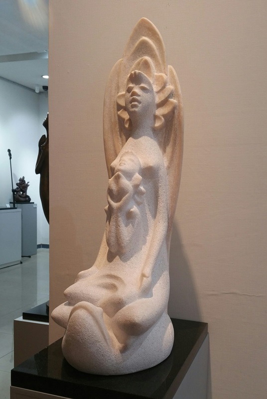정윤태 <연화(蓮華)>, 2017, 석조, 43x27x80cm