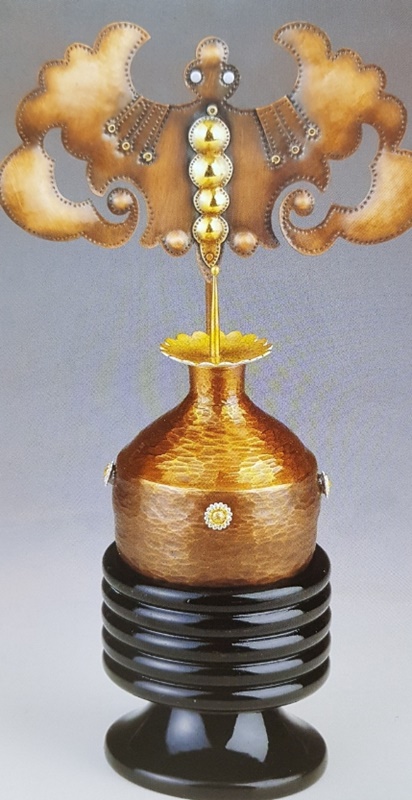 문 구, 금속공예, 2002