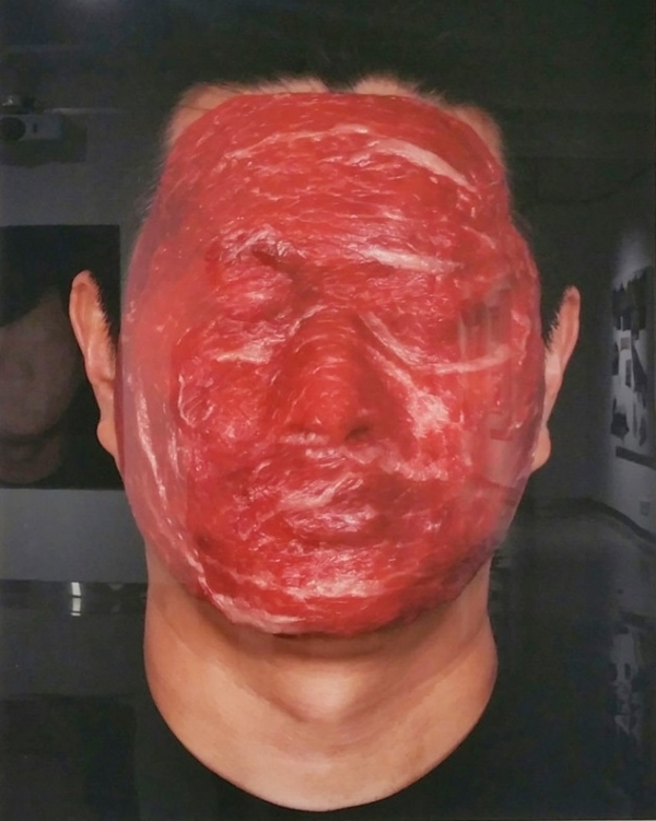 황정후 &lt;Mask 015&gt;, 2018, pigment printm, 140x100cm